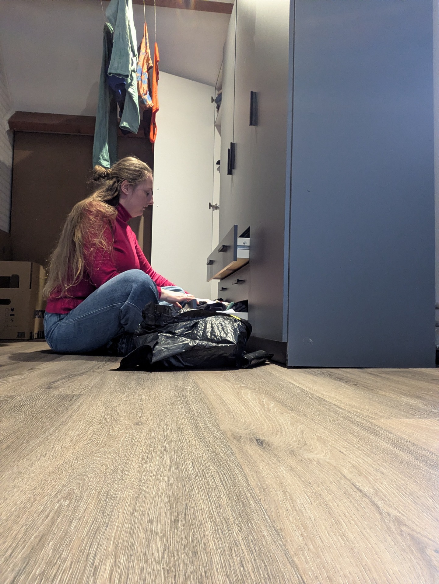 Kledingkasten worden leger en leger